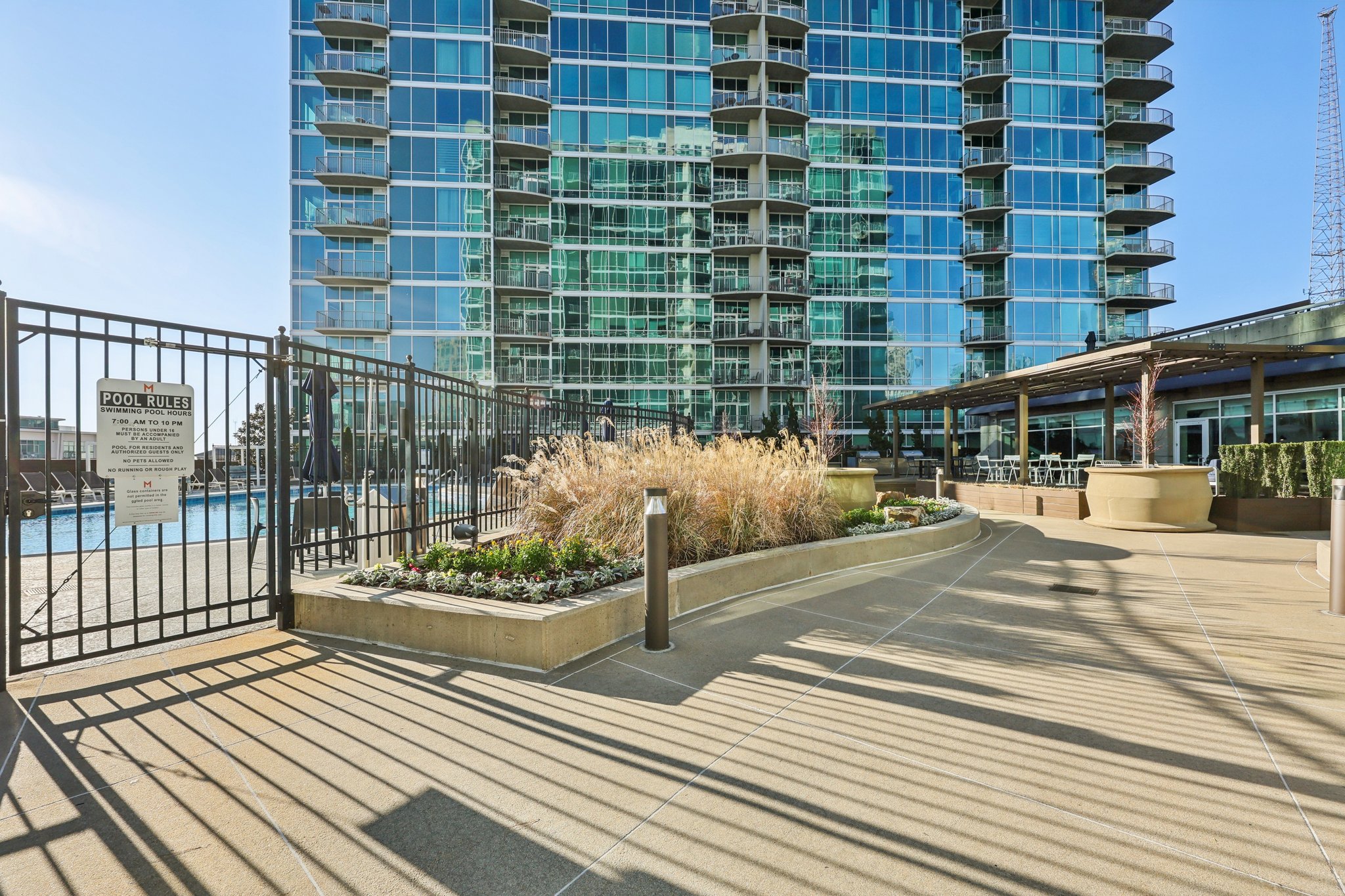 Peachtree St NE 705-2001-909.jpg