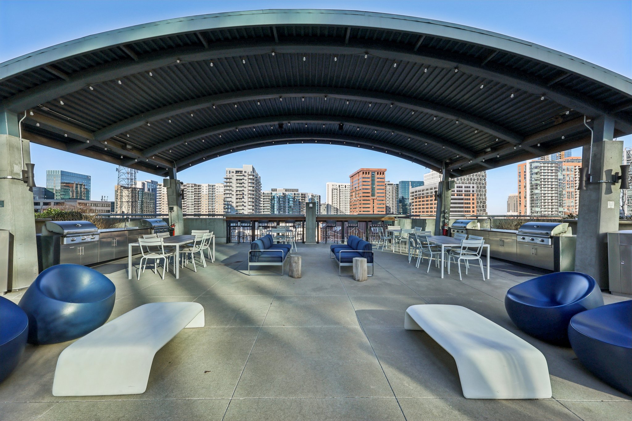 Peachtree St NE 705-2001-913.jpg