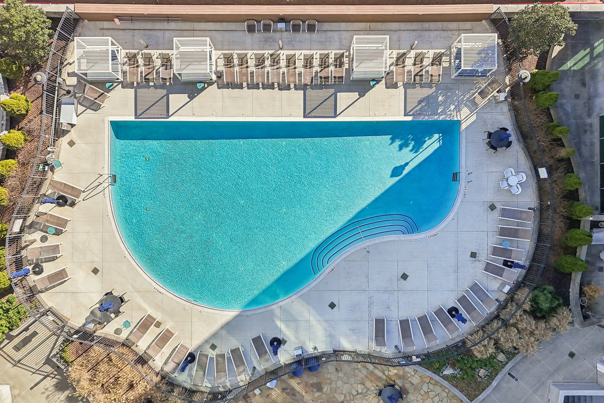 Peachtree St NE 705-2001-917.jpg