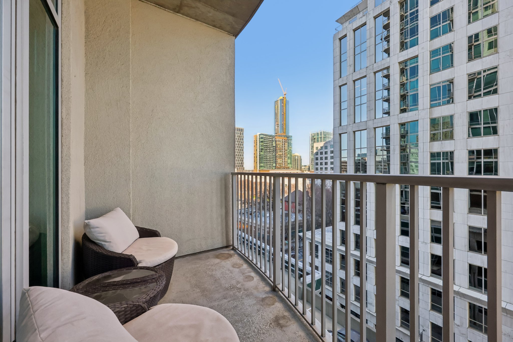 943 Peachtree St NE 705-S2001-016.jpg