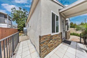  Photo 48