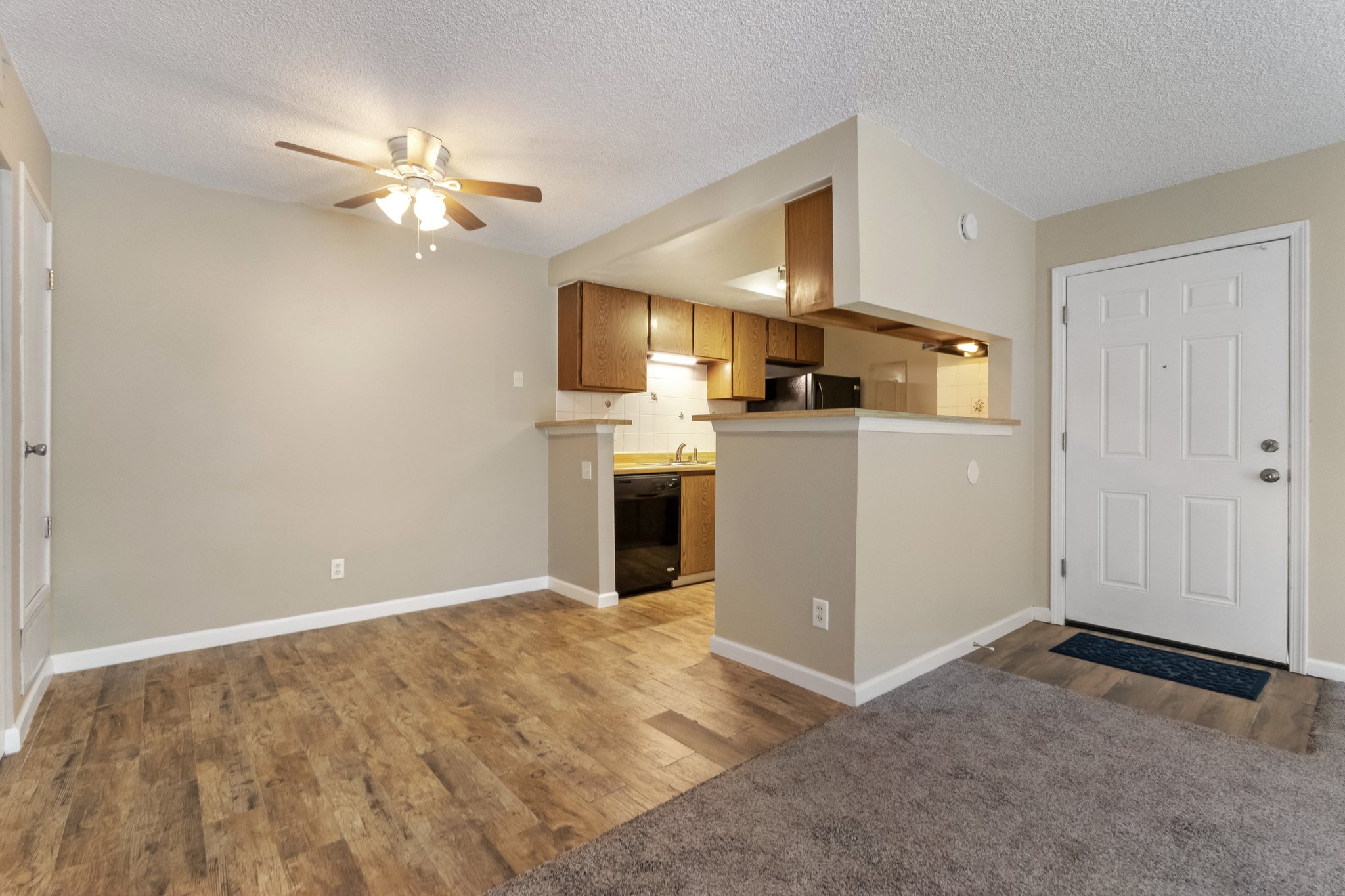 Dining Room/Kitchen