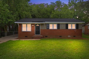  Photo 0
