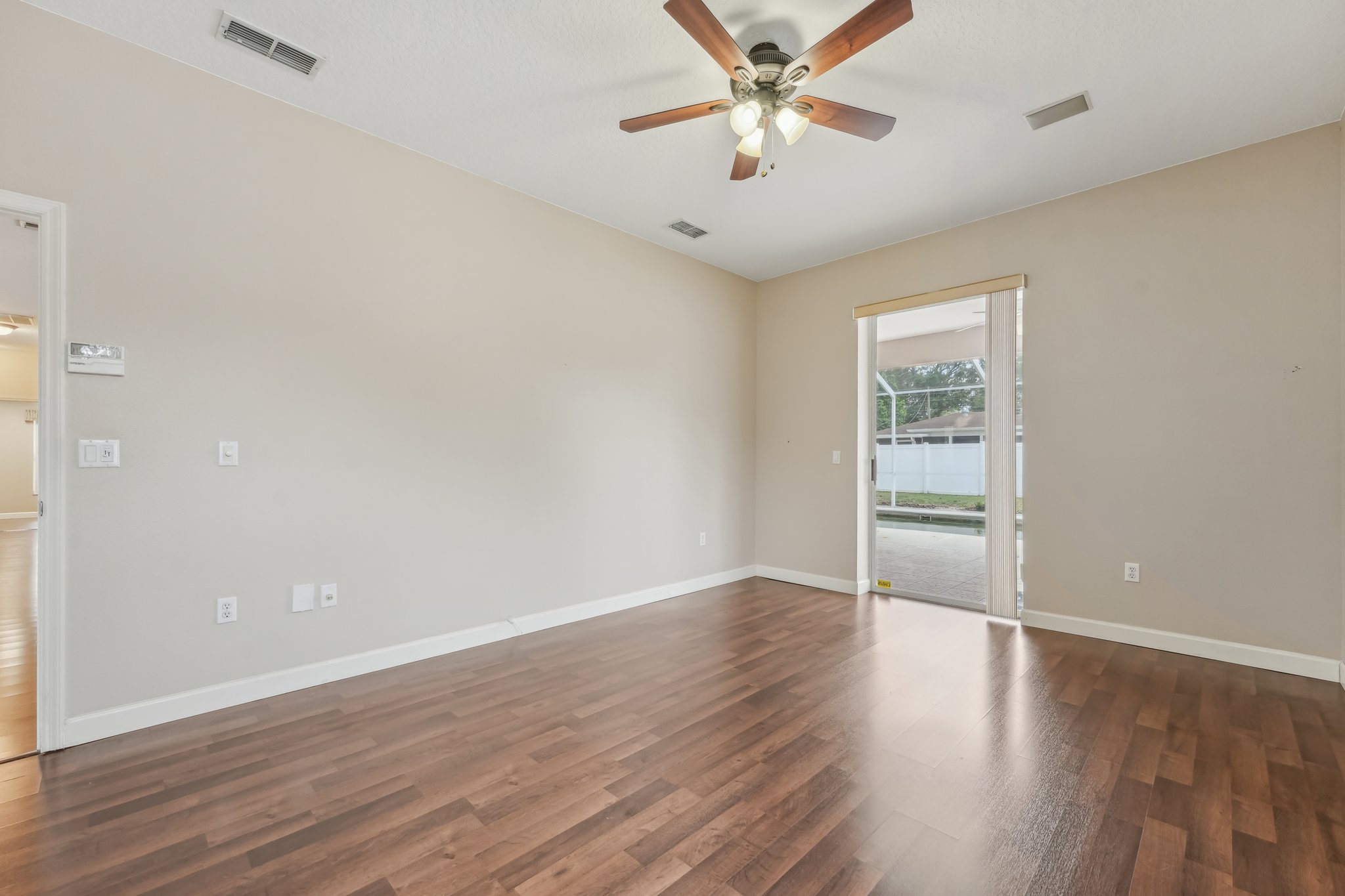 Hayward Rd-0205-036.jpg