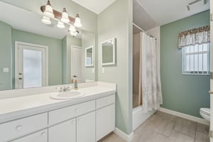 Hayward Rd-0205-031.jpg