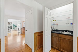 9437 Reach Rd, Potomac, MD 20854, USA Photo 16