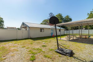 944 Fisher Ferry St-28