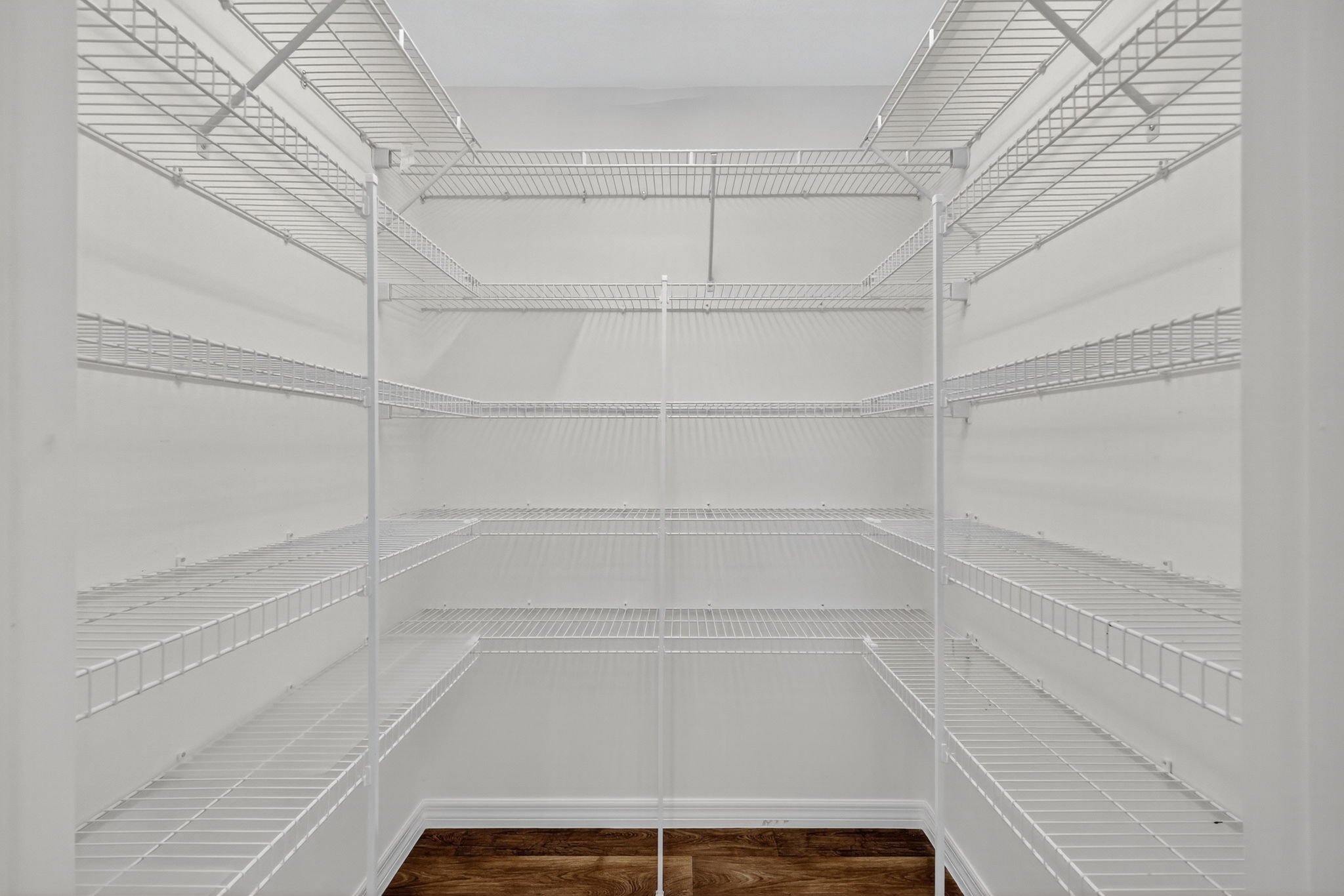Walk-In Kitchen Pantry