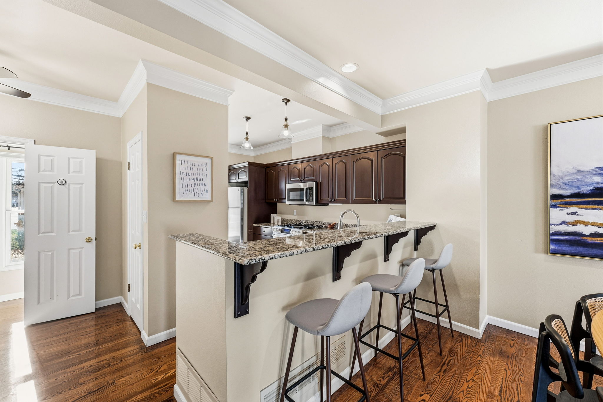 Have a quick bite at the counter/bar