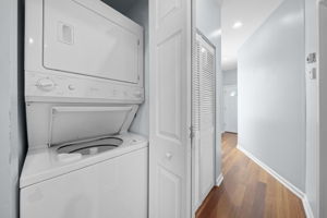  944 N Honore St 2, Chicago, IL 60622, US Photo 16