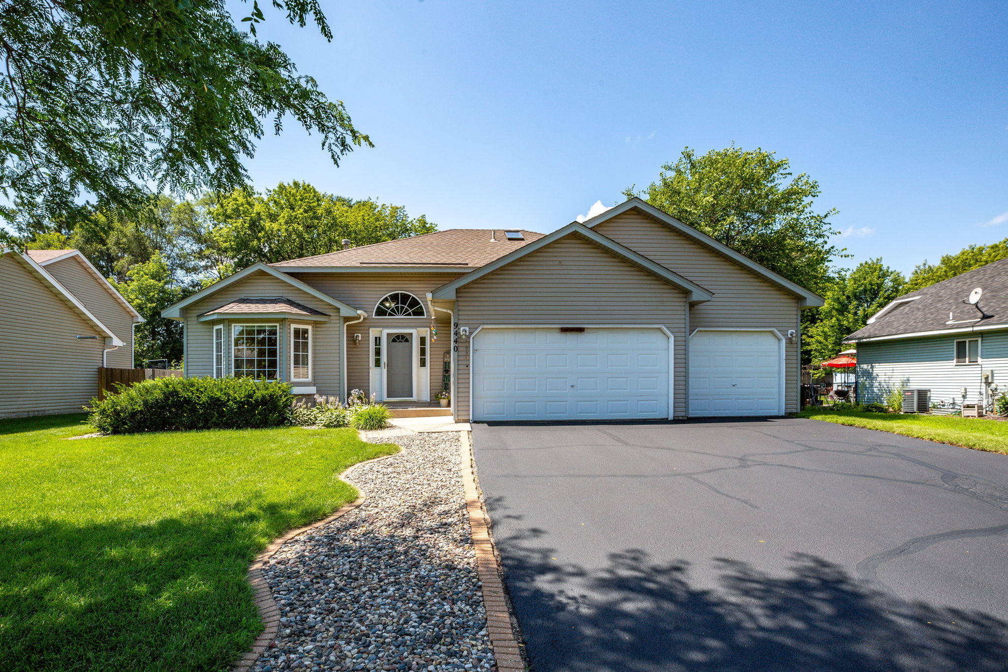 9440 Hamlet Ave S, Cottage Grove, MN 55016 ArchiPix