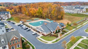 39. Back exterior.jpg