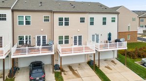 38. Back exterior.jpg