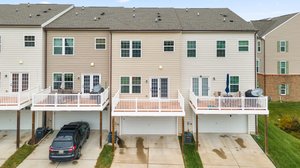 37. Back exterior.jpg