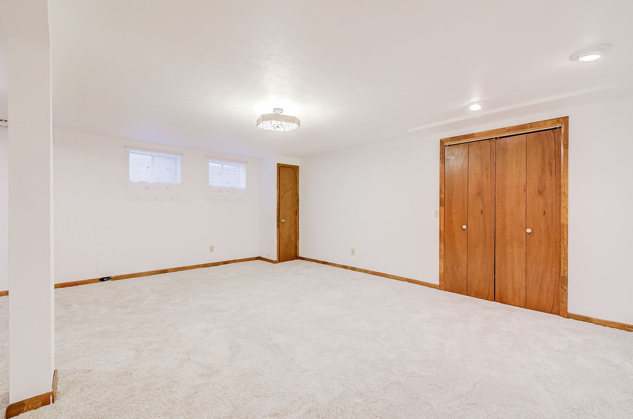  Sierra Dr-017