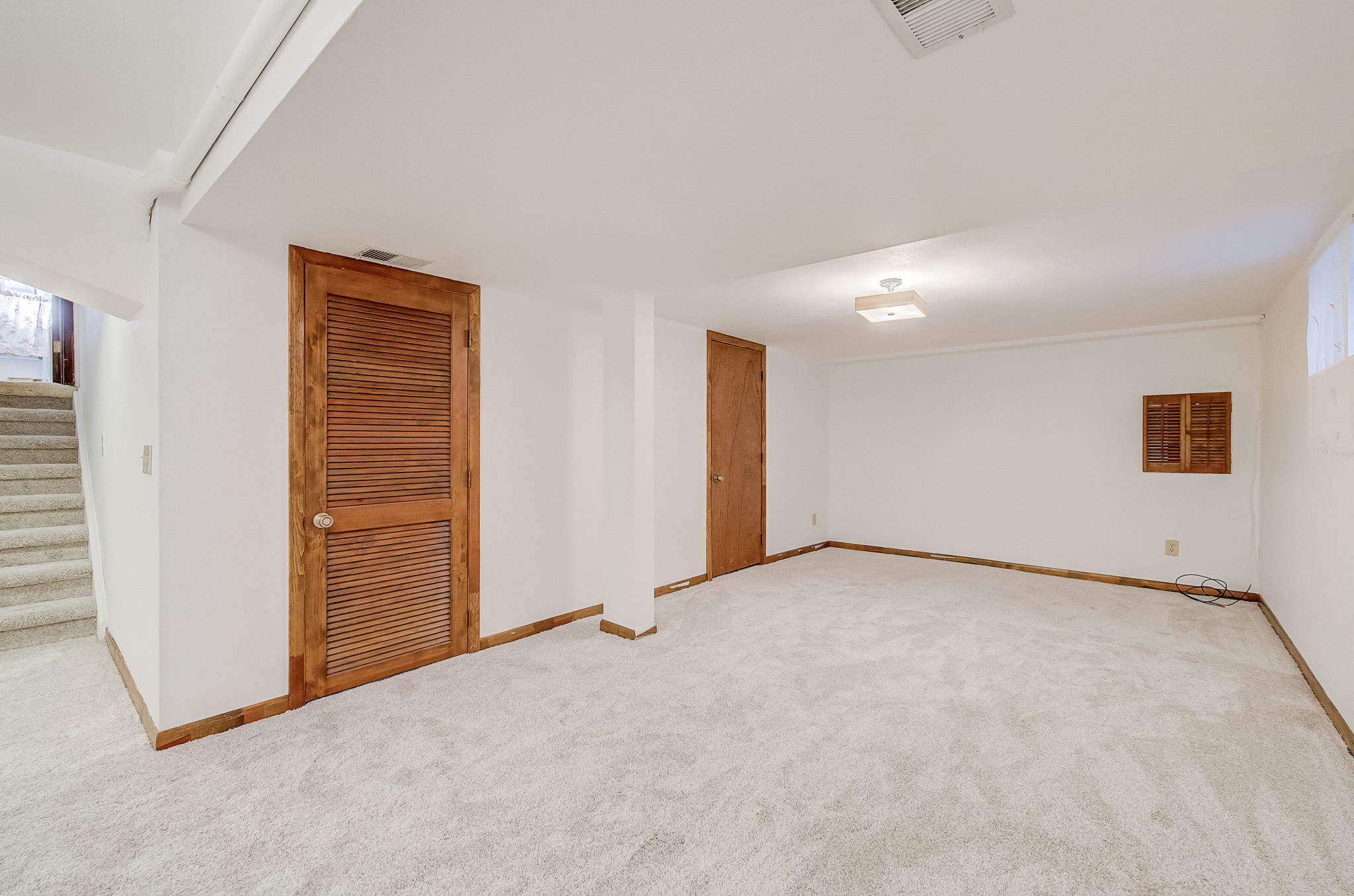  Sierra Dr-019