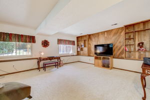  Sierra Dr-012