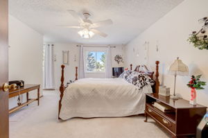  Sierra Dr-025