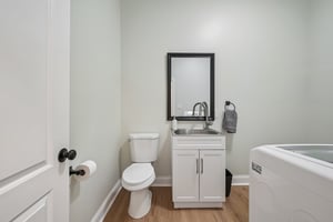 E Minnesota St-S1806-025.jpg