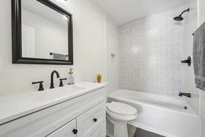 E Minnesota St-S1806-028.jpg
