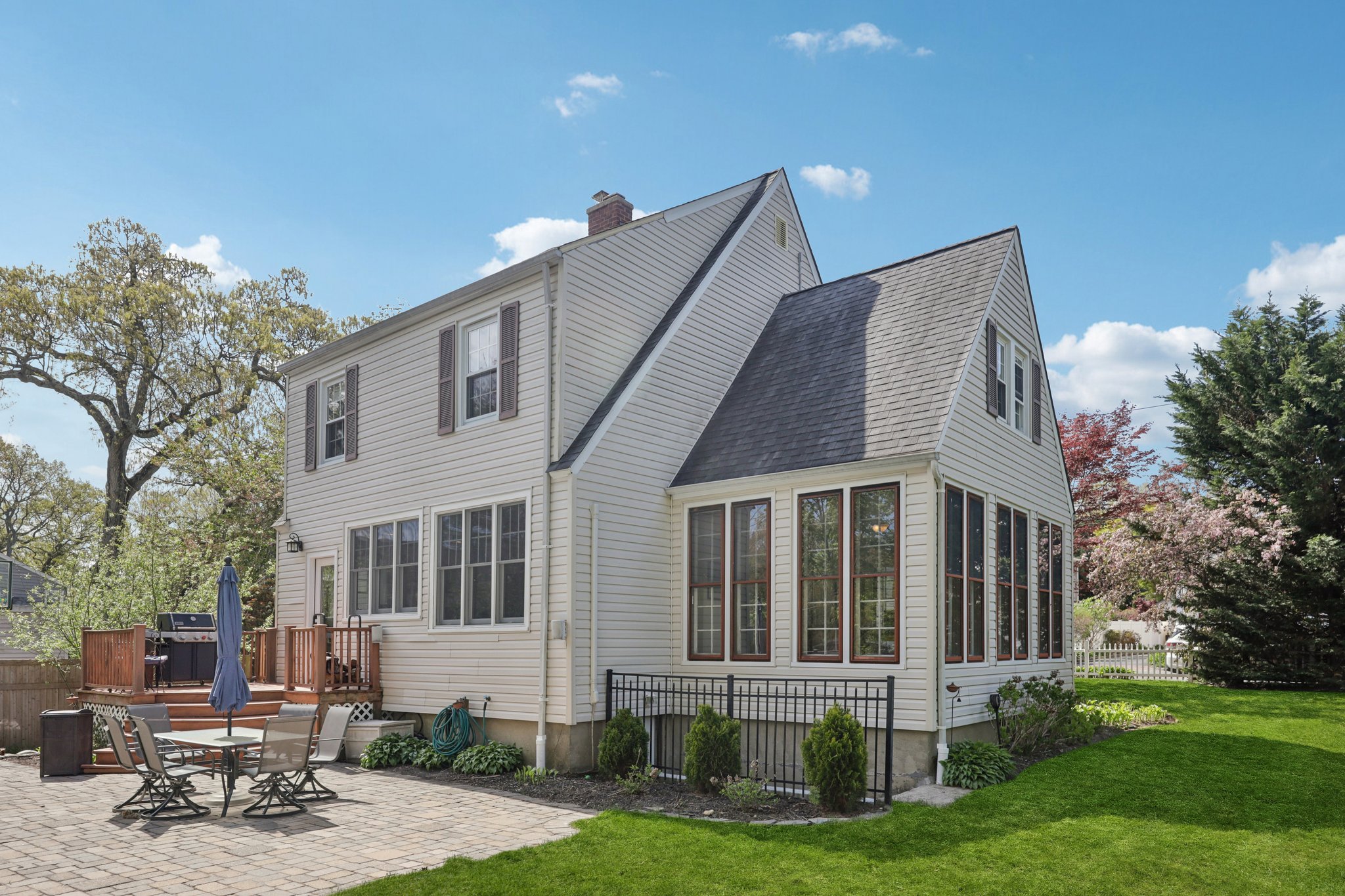 Harrison Dr-L2504-047r.jpg