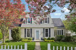 Harrison Dr-L2504-002.jpg