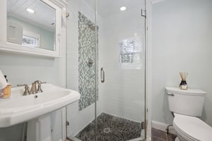 Harrison Dr-L2504-026r.jpg