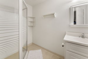  Photo 37