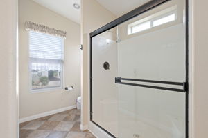 20-PrimaryBathroom