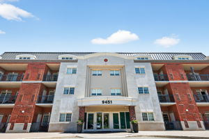 9451 Jane St Unit 308, Vaughan ON