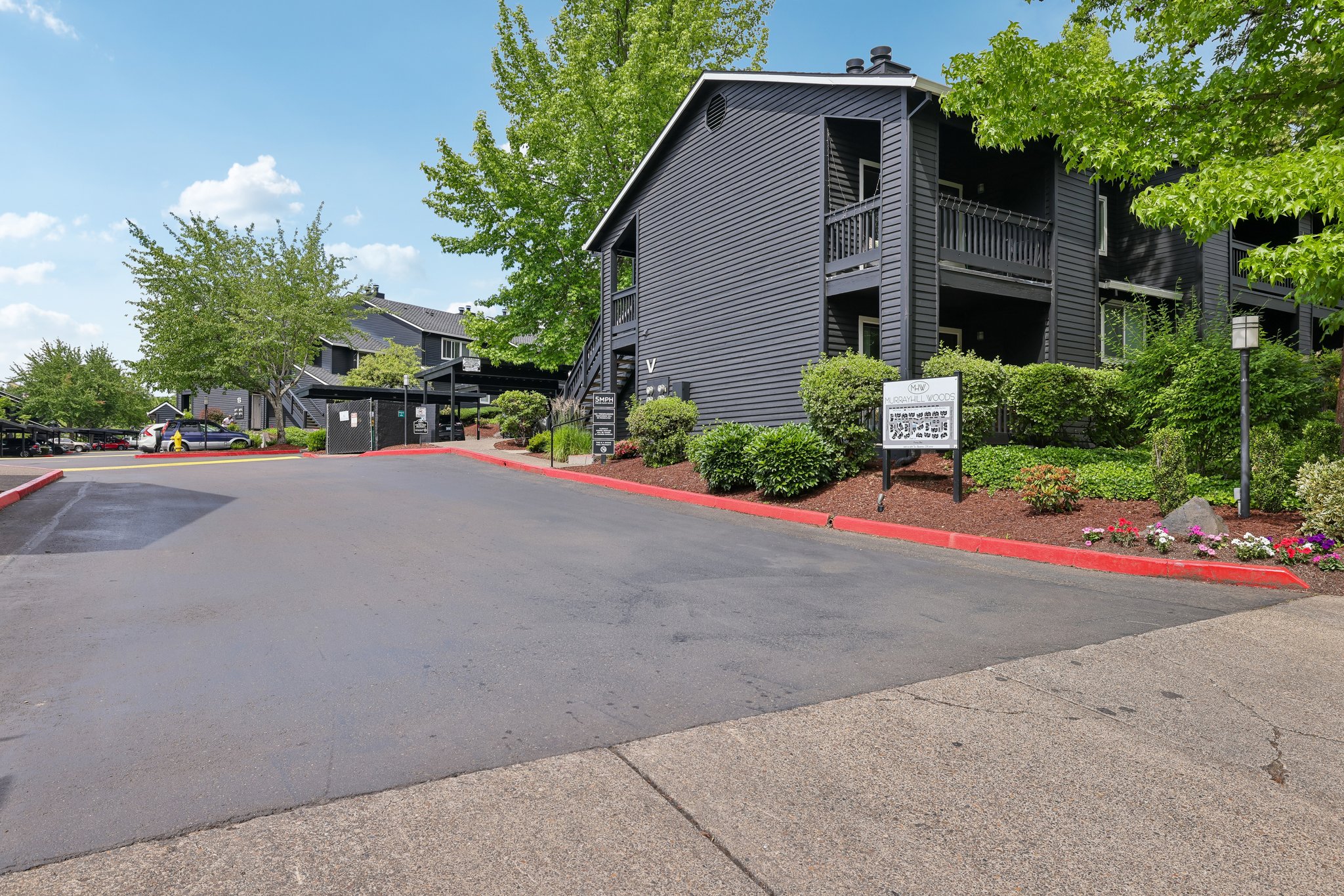 SW 146th Terrace 5-S1906-004.jpg