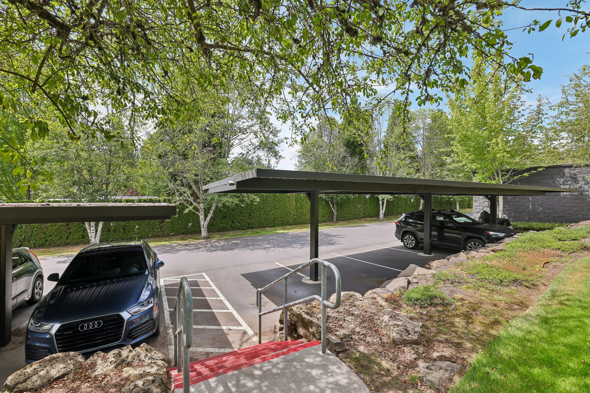SW 146th Terrace 5-S1906-007.jpg
