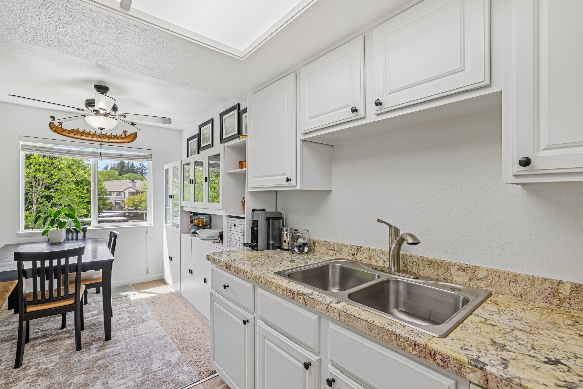 SW 146th Terrace 5-S1906-021.jpg