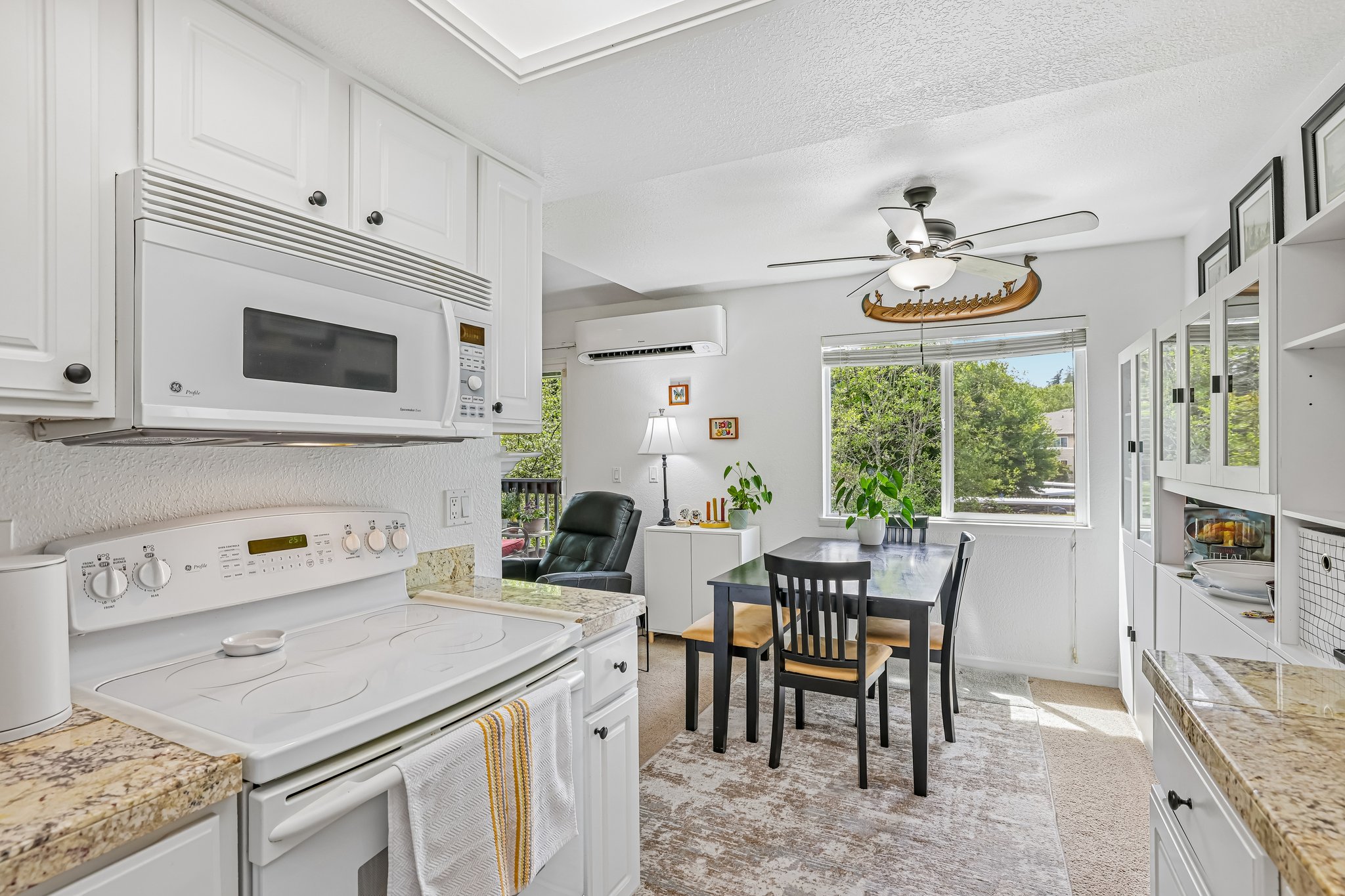 SW 146th Terrace 5-S1906-022.jpg