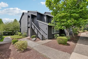 SW 146th Terrace 5-S1906-005.jpg