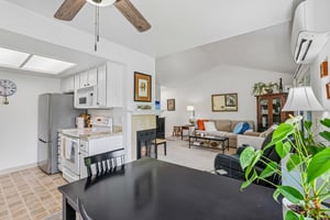 SW 146th Terrace 5-S1906-016.jpg