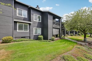 SW 146th Terrace 5-S1906-031.jpg