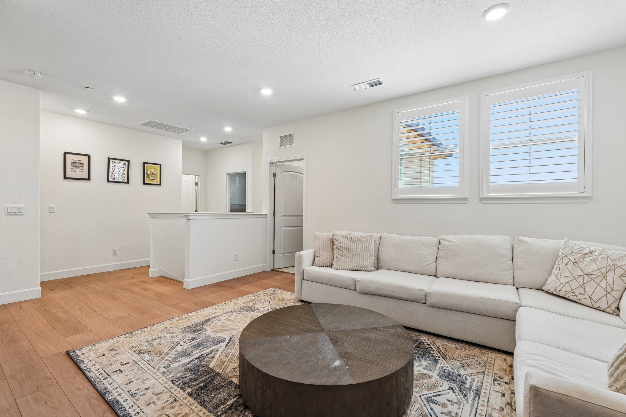 Quintero Ave-S3107-026.jpg