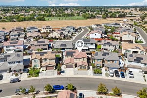 Quintero Ave-S3107-058.jpg