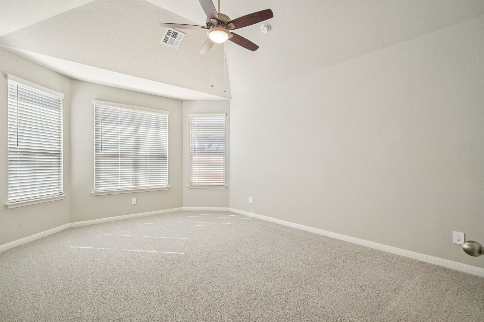 San Antonio - Estancia Ranch - 946 Earp Blvd San Antonio TX 78260 - 016