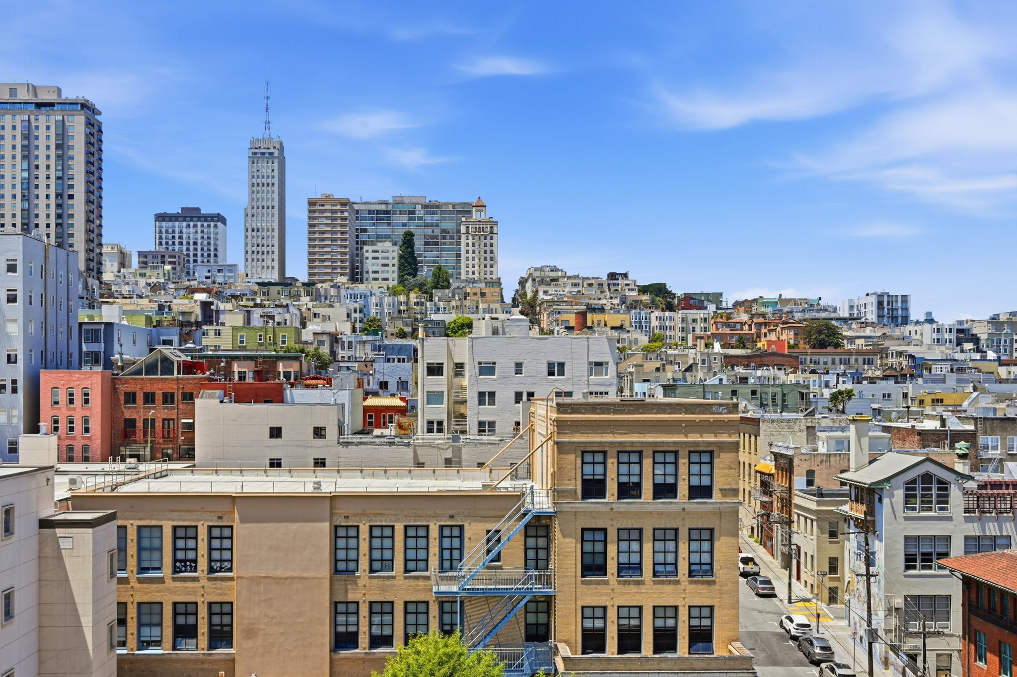 038_F8_946 Stockton St 9E