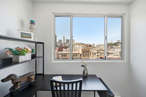 022_F8_946 Stockton St 9E