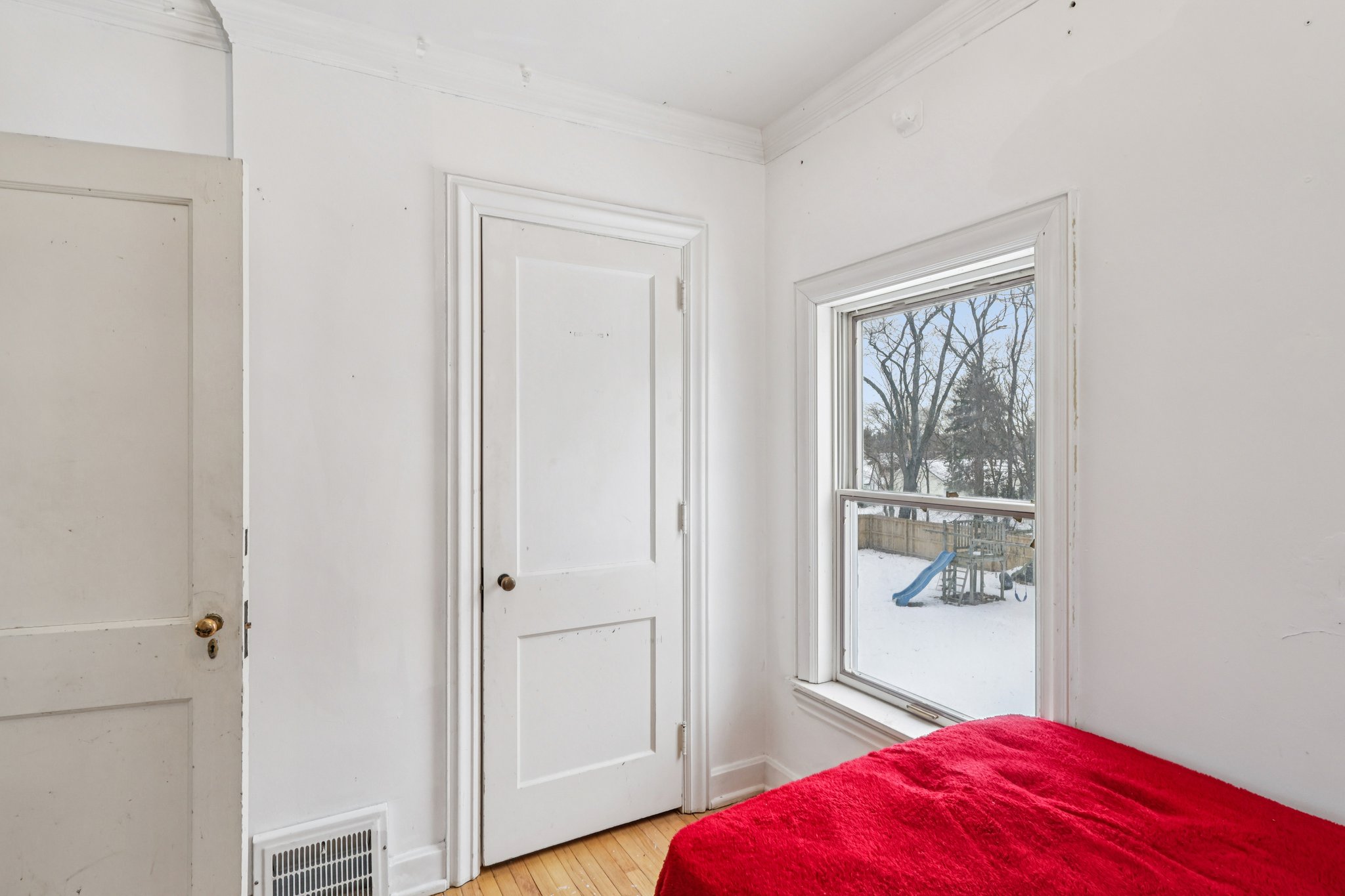 Whalers Cv-S1202-026.jpg