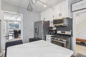 Whalers Cv-S1202-012.jpg