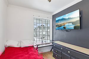 Whalers Cv-S1202-025.jpg