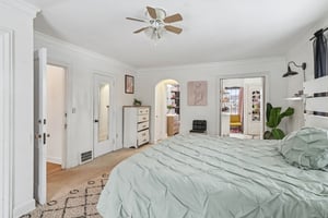 Whalers Cv-S1202-030.jpg