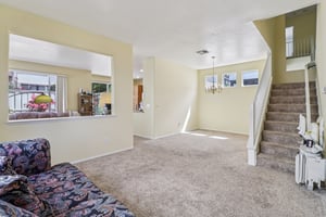 Compass Point Dr S 3-S1803-008.jpg