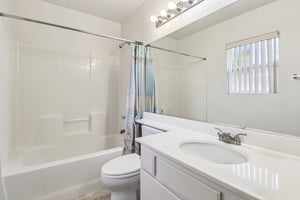 Compass Point Dr S 3-S1803-022.jpg