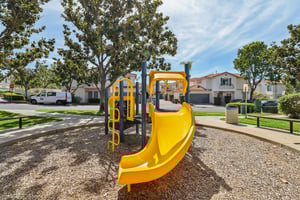 Compass Point Dr S 3-1803-911.jpg