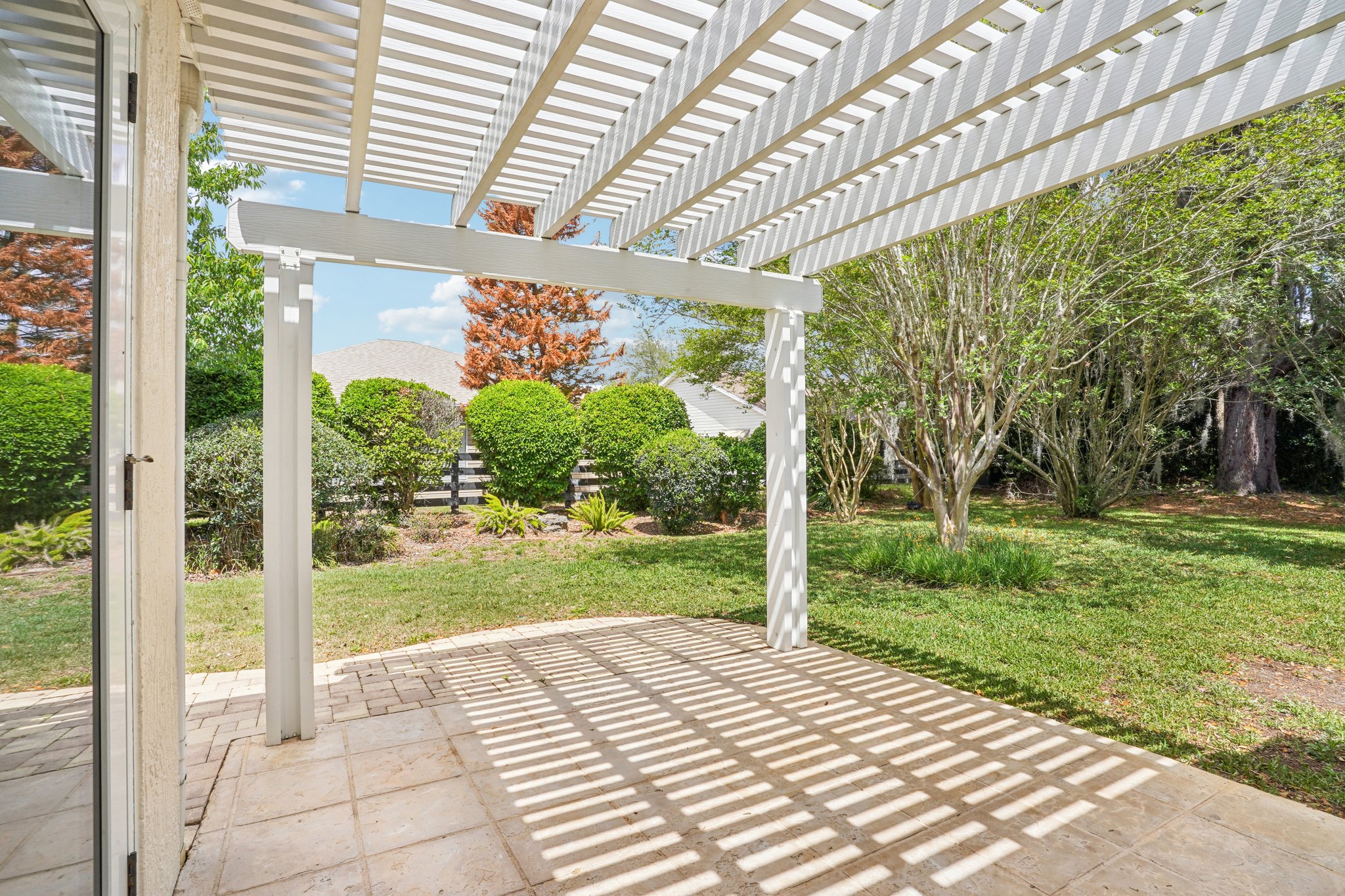 SE 176th Saffold St-S0404-034.jpg